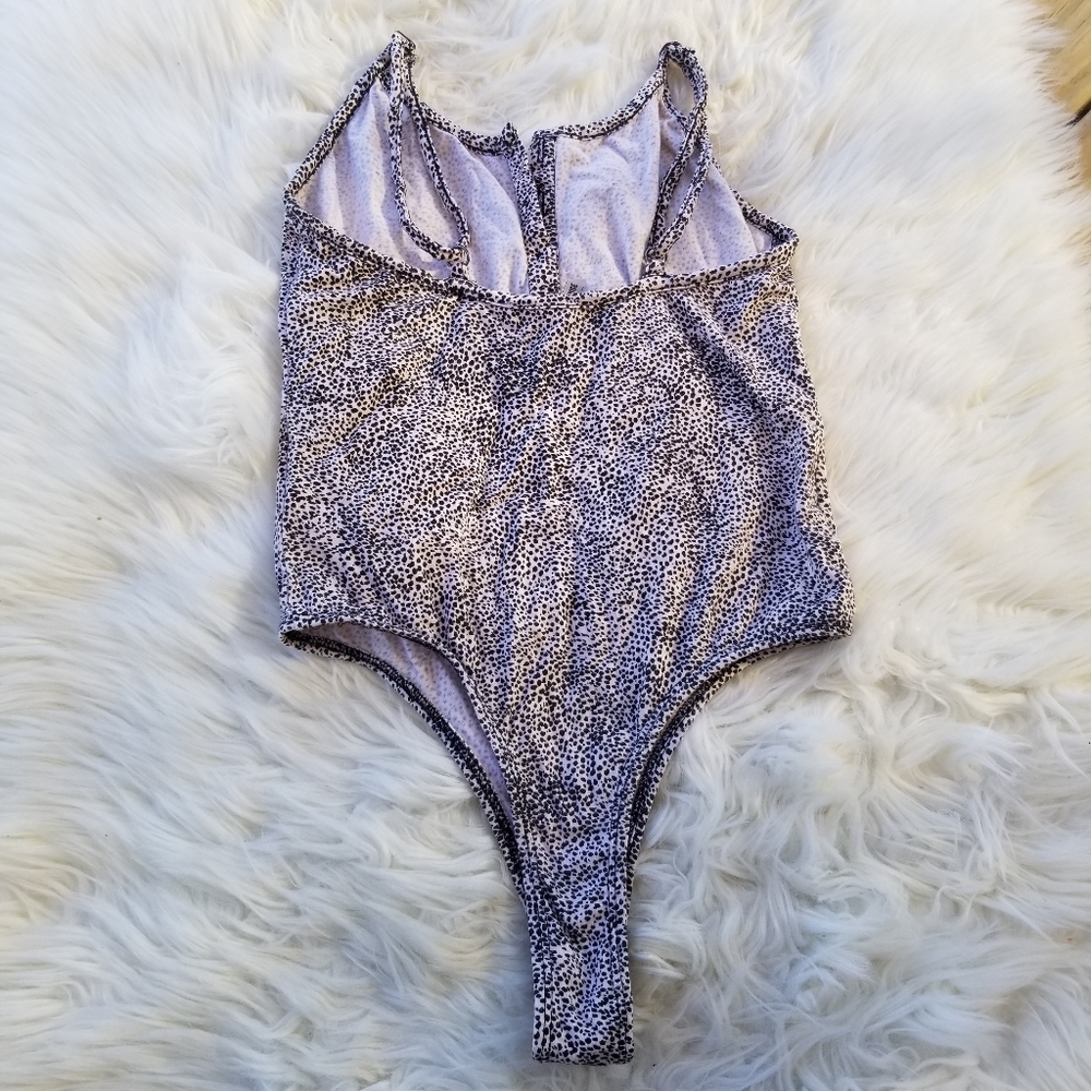 Amuse Society Wild And Free Animal Print Bodysut XS - Picture 10 of 11